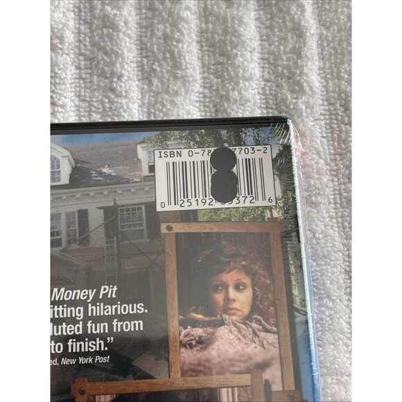 The Money Pit (DVD, 1986) - UPC Punchout - Tom Hanks, Shelley Long - Picture 3 of 3